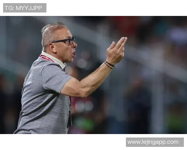 西班牙国家队在世界杯预选赛中的战术布置与球员表现分析实时数据 西班牙国家队在世界杯预选赛中的战术布置与球员表现分析实时数据